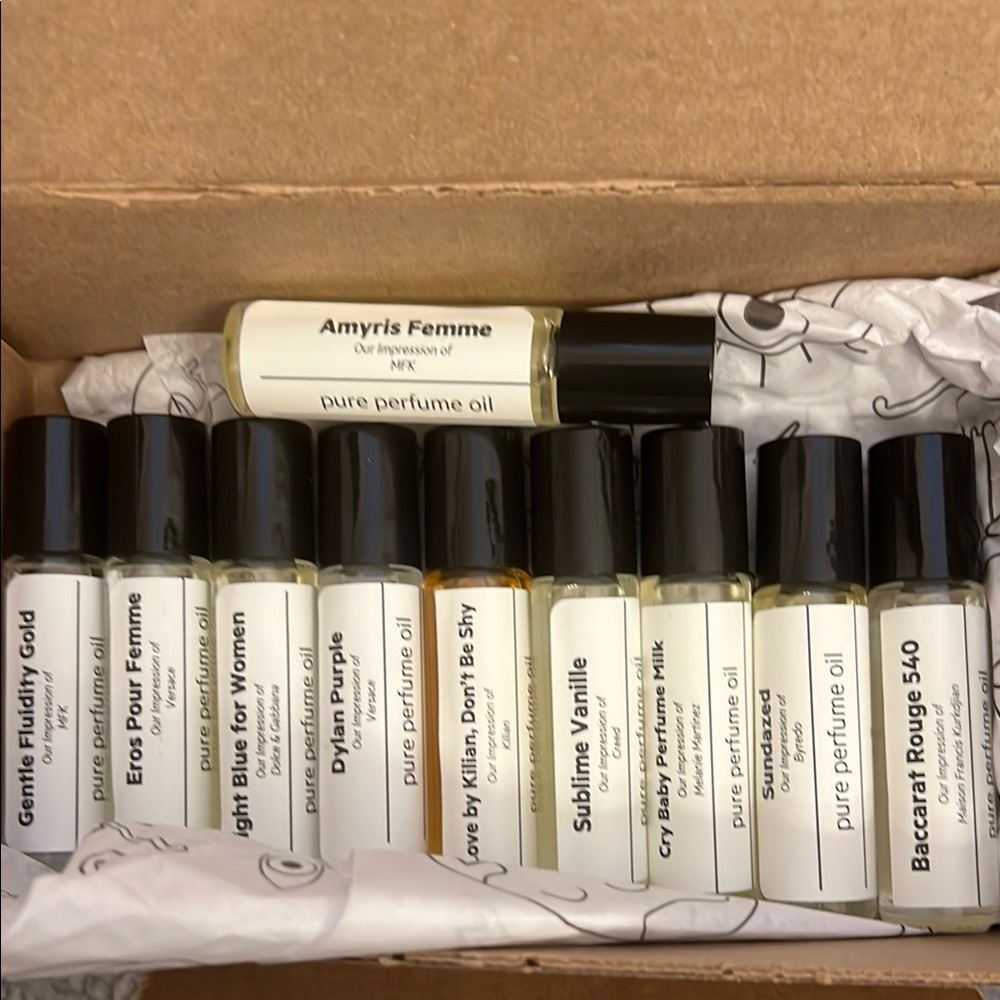 Amyris Femme Pure Perfume Oil - Gold